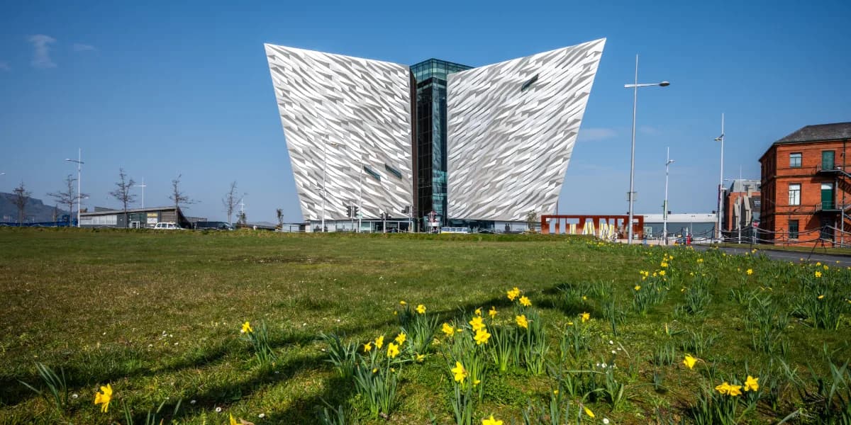 Titanic Belfast Day Trip from Dublin: Private Chauffeur Guide