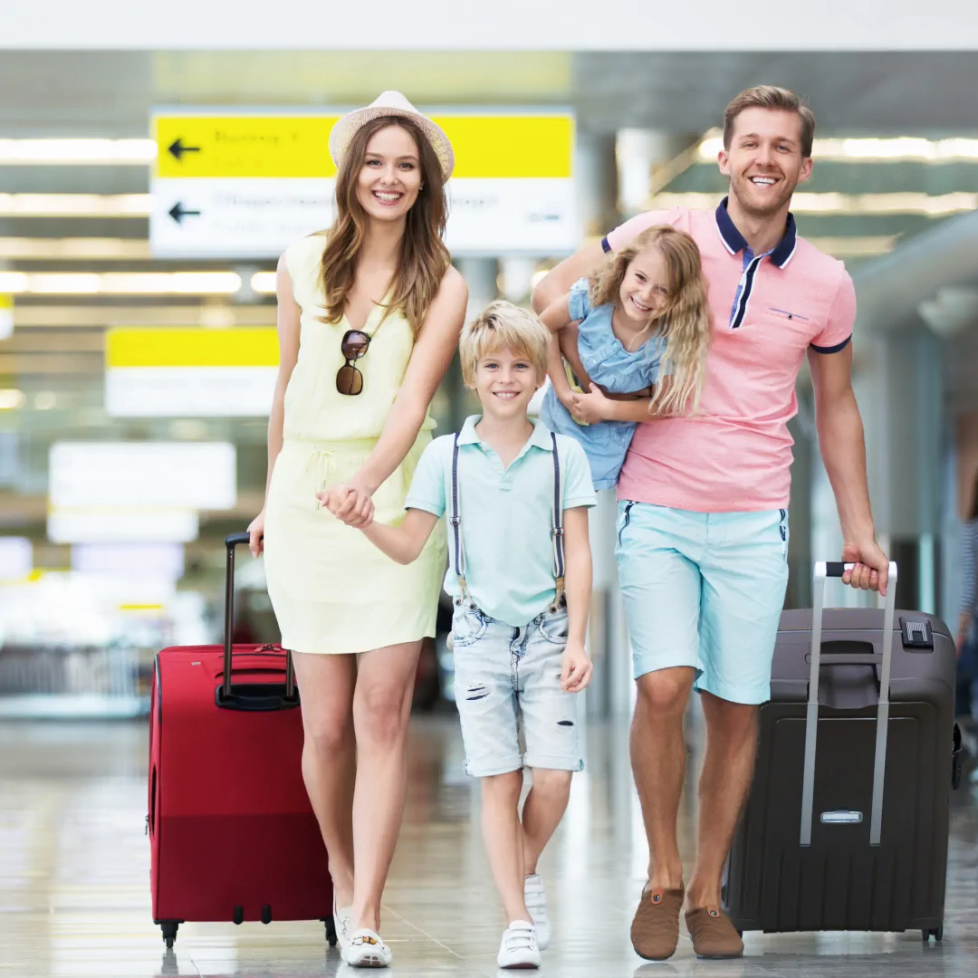 Couple with luggage arriving at Irish hotel via VIPtransfer.ie private chauffeur transfer from Dublin Airport