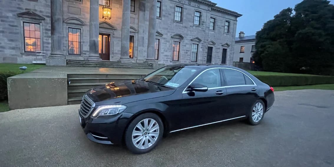 Private transfer to Ballyfin Demesne in County Laois with VIPtransfer.ie